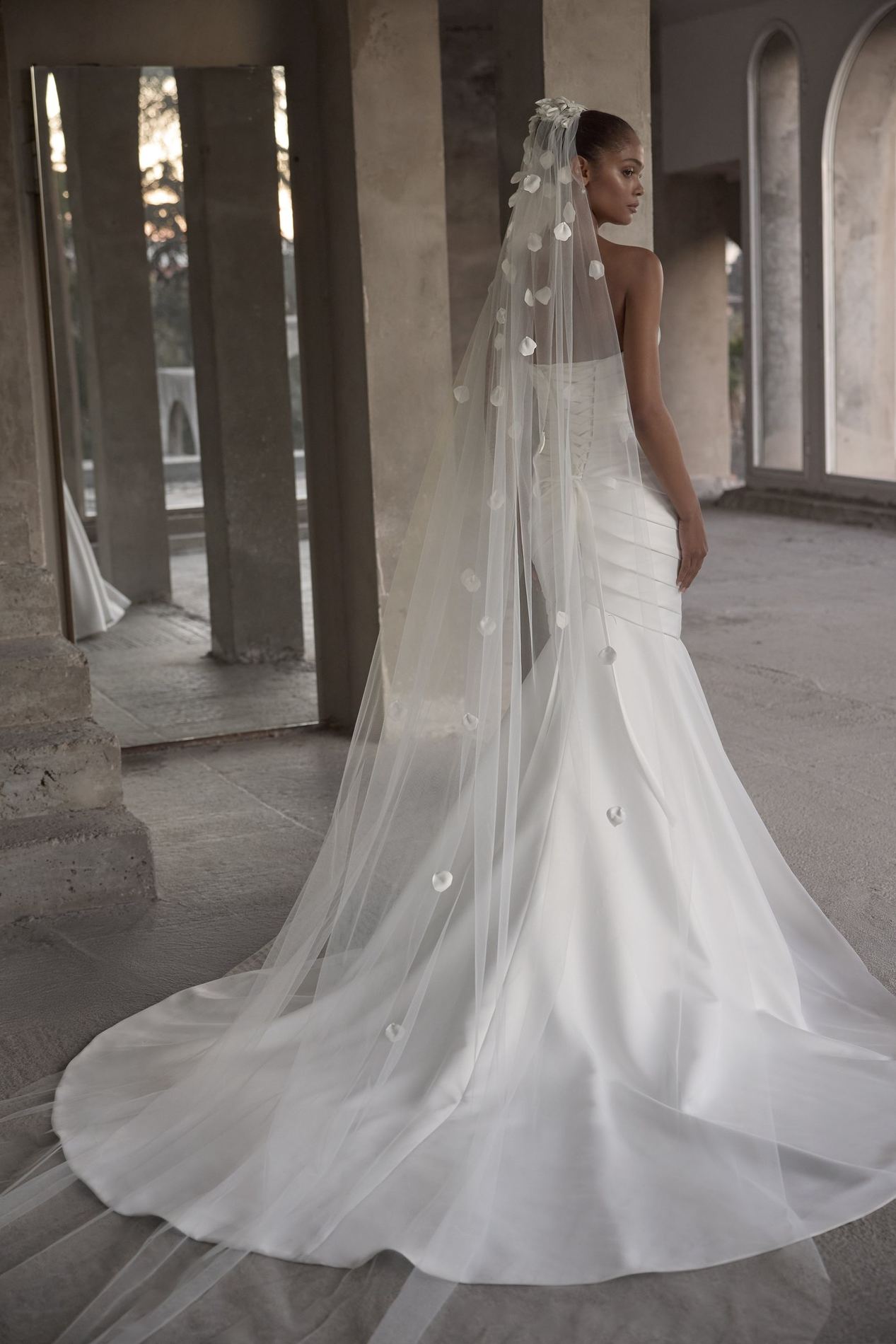 Collezione sposa contemporanea — immagine 12